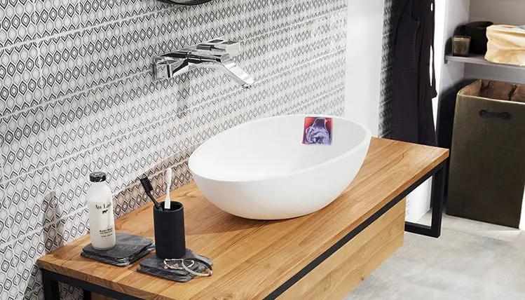 SAVONT Original Magnetic floating soap holder | Always dry & clean | Soap dish dispenser drainer for shower or sink SAVONT